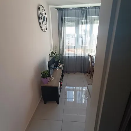 New Emda U Centru Splita Lejlighed