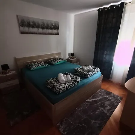 Lejlighed New Emda U Centru Splita Split